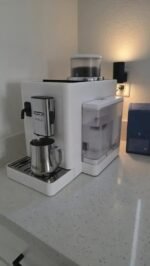 De'Longhi Rivelia Automatic Espresso Machine - Image 4
