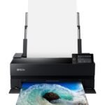 Epson SureColor P900 17-Inch Photo Printer - Image 2