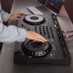 Pioneer DJ AlphaTheta DDJ-GRV6 4-channel performance DJ controller - Image 8