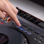 Pioneer DJ AlphaTheta DDJ-GRV6 4-channel performance DJ controller - Image 9