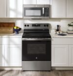 GE 30" Freestanding Electric Range - Image 3